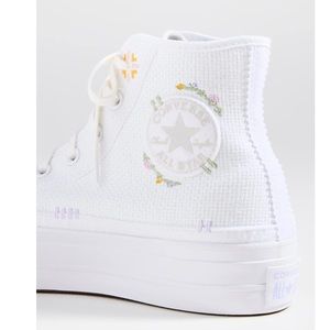 Converse Women's Chuck Taylor All Star